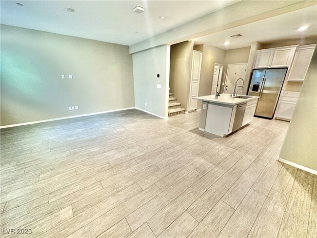 Building Photo - 49 Alamere Falls Dr