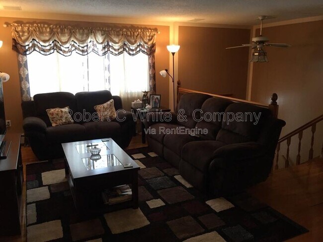 Building Photo - 1232 Trout Brook Dr