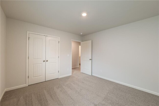 Building Photo - 331 Belmont Dr