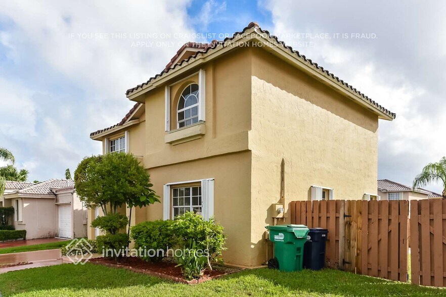 Building Photo - 11357 SW 161st Pl