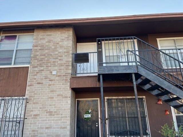 Primary Photo - 4902 Marcella Ave