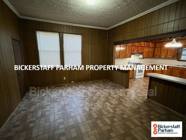 Building Photo - 21 Hemlock Dr