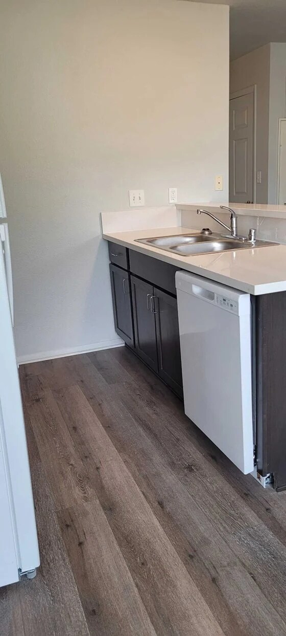 Building Photo - Castlebar Apartments