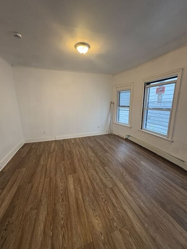 Building Photo - 415 S Main Ave