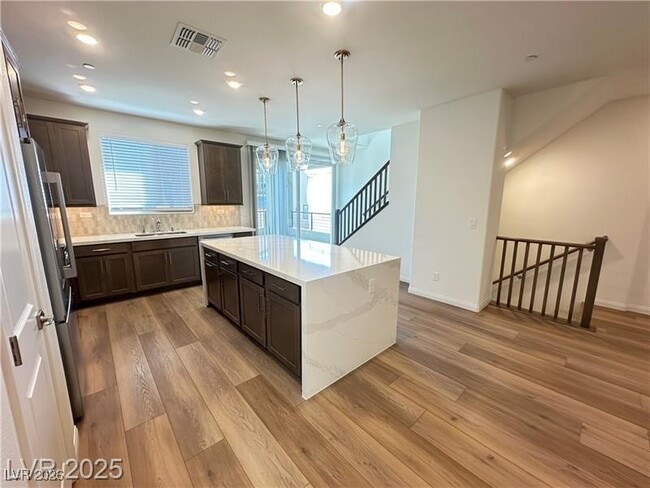 Building Photo - 1432 Nocturnal Flight St