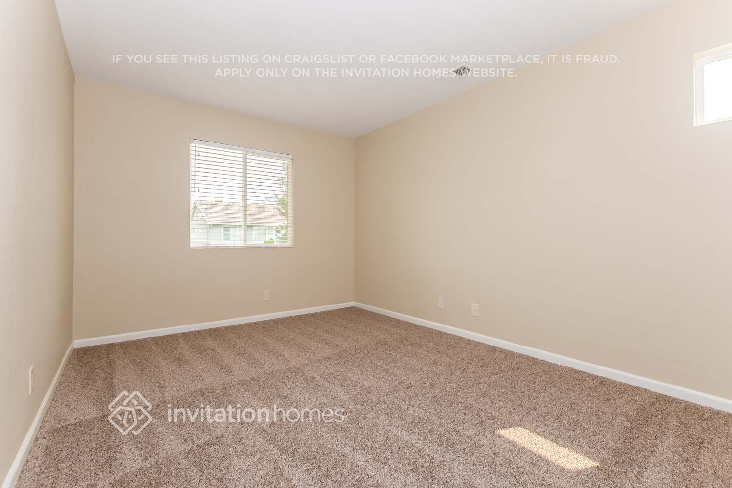 Building Photo - 1687 Presidio Way