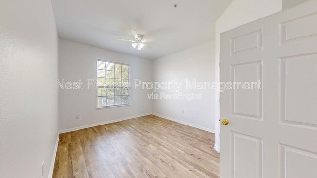 Building Photo - 7990 Baymeadows Rd E