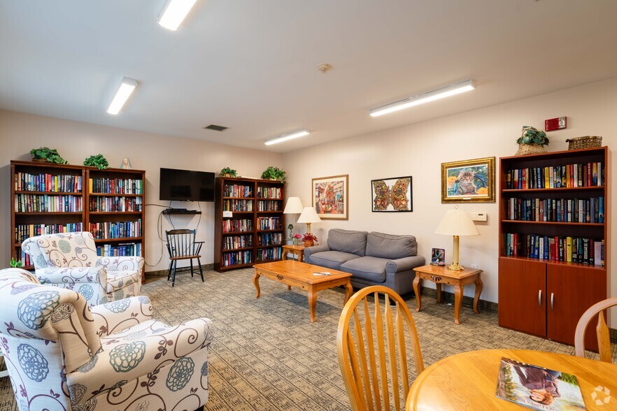 Library - Seneca Pointe Senior Apartments