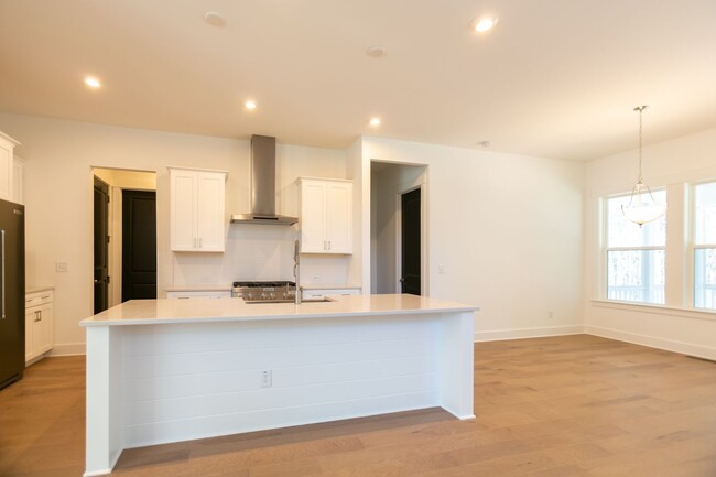 Building Photo - Stunning home in The Parks at Meadowview!