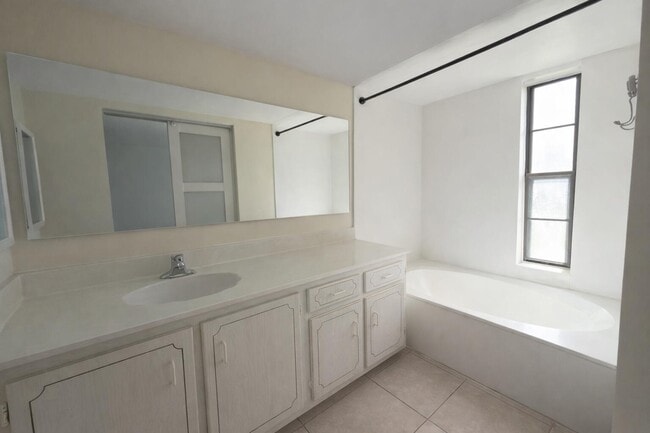Building Photo - 9440 SW 8th St