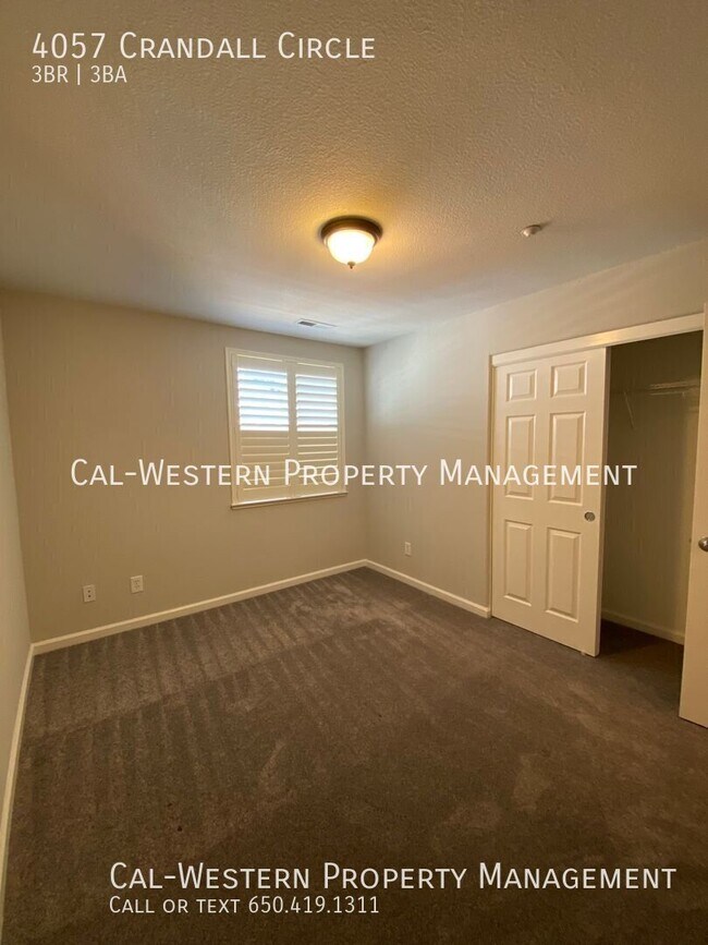 Building Photo - 4057 Crandall Cir