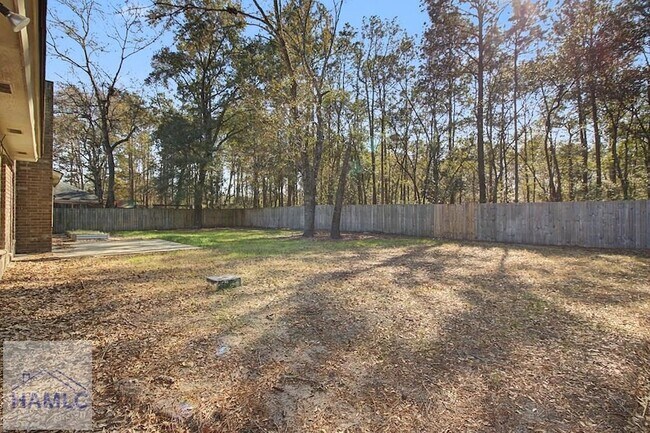 Building Photo - 412 Arlington Dr