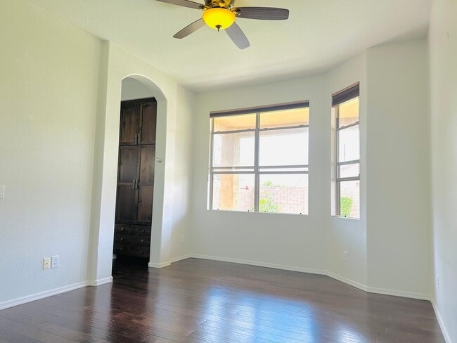 Building Photo - 21546 N 72nd Way