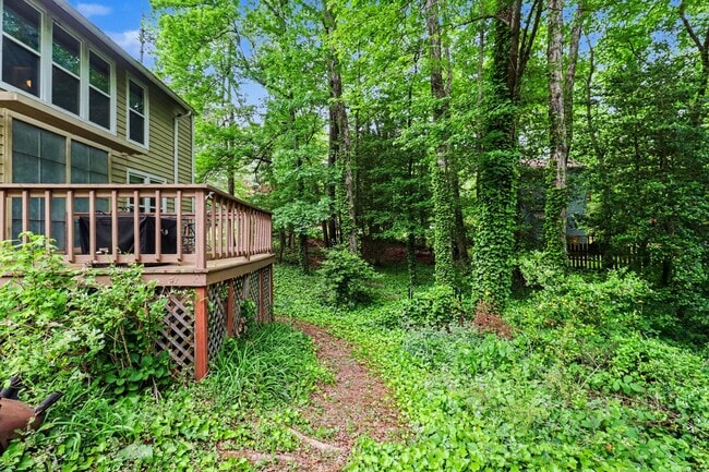Building Photo - Beautiful 3 Bedroom Home in North Chesterfield ***Available Early July 2026***