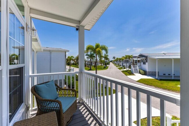 Building Photo - 11596 Palm Dr