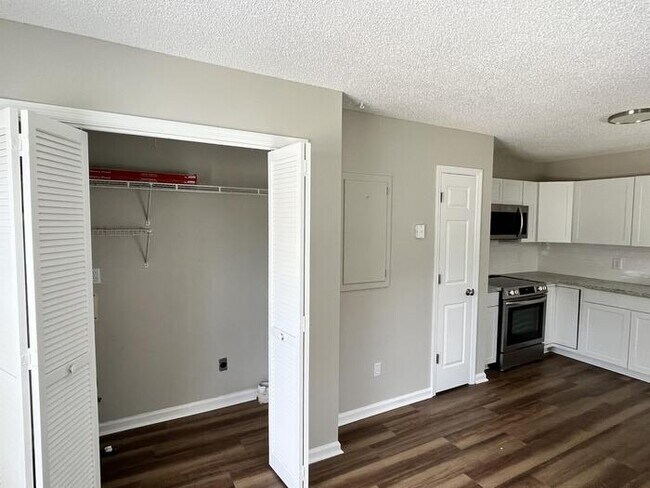 Building Photo - Remodeled Home
