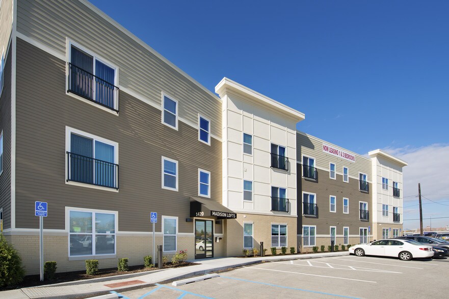 Madison Lofts 1430 Madison Ave Indianapolis IN 46225 Apartment Finder