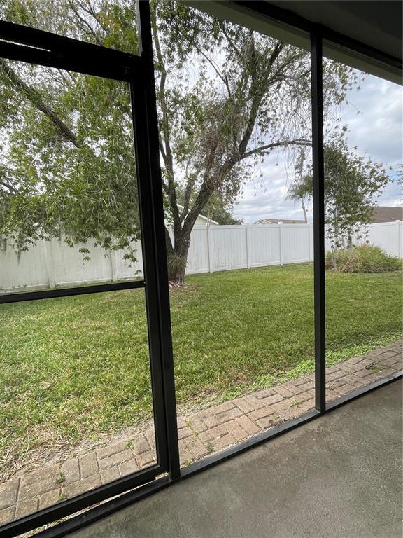 Building Photo - 4939 Woodmere Rd