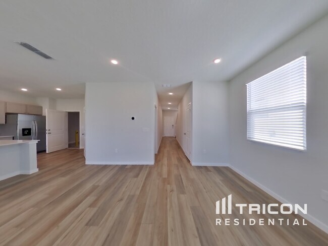 Building Photo - 56 Brazil Nut Cir