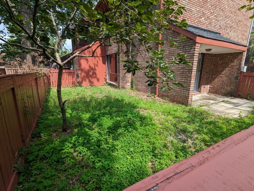 Building Photo - 4370 Great Oak Dr