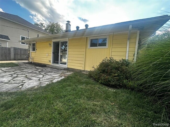 Building Photo - 4614 Olivia Ave