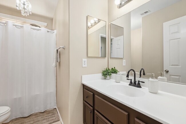 Building Photo - 79309 Paseo Del Rey