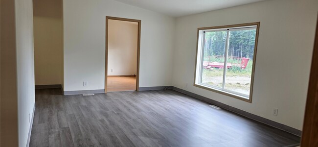 Building Photo - 5332 Nistler Rd