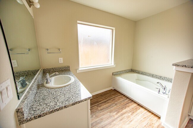 Building Photo - New Beginnings Start At AMRR: 4 bedroom available SOON in Frenship District!