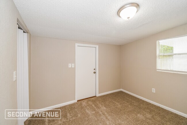 Building Photo - 7027 Barberie St