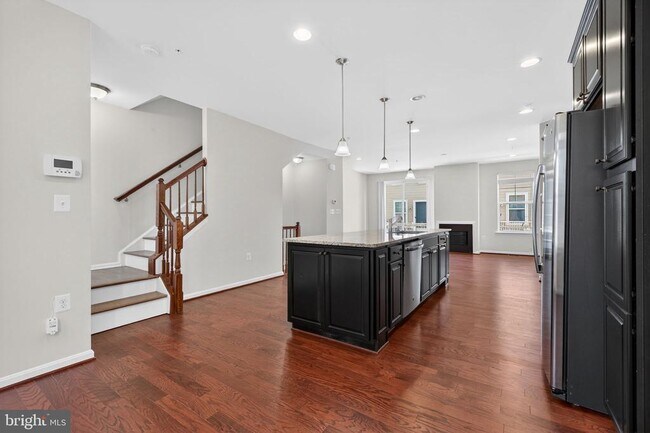 Building Photo - 3716 Foote St NE