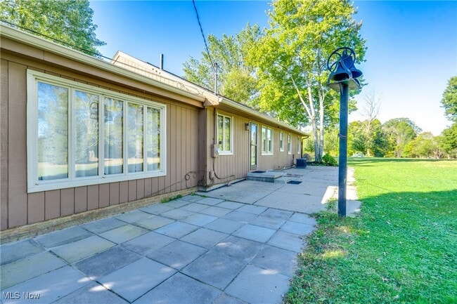 Building Photo - 4017 Bellaire Ln