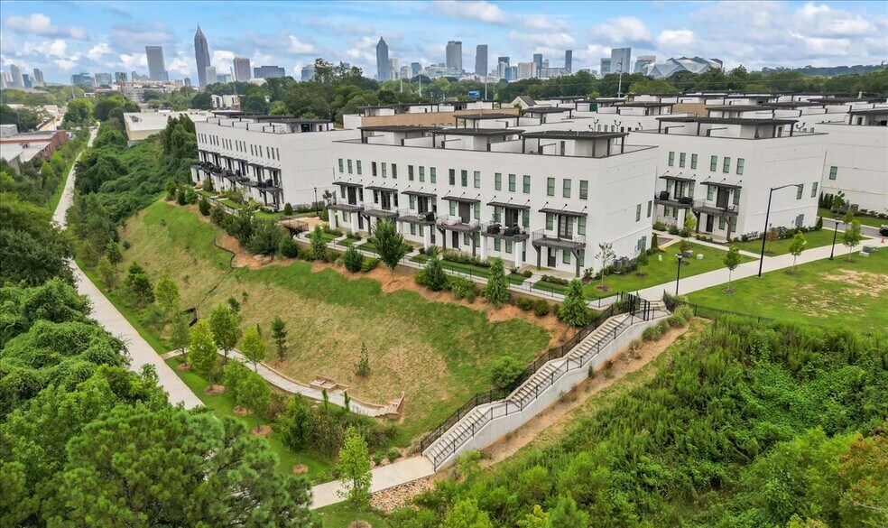 Building Photo - 1028 Robert Smalls Way