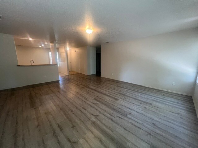 Building Photo - Newley Updated 3bed 2bath In West Nampa