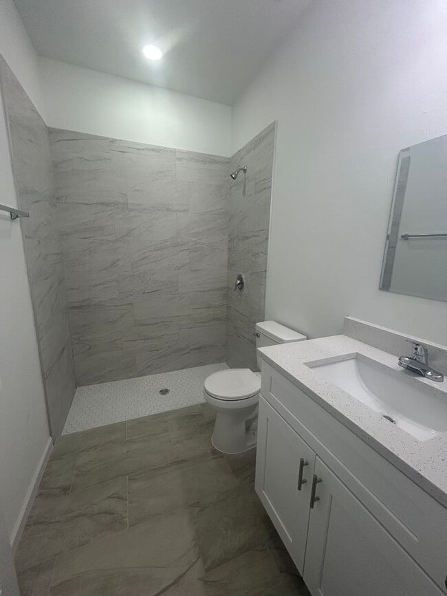 Building Photo - JUST BUILT! Modern 3 Bed / 2 Bath Home with Garage in Serene Lake Placid