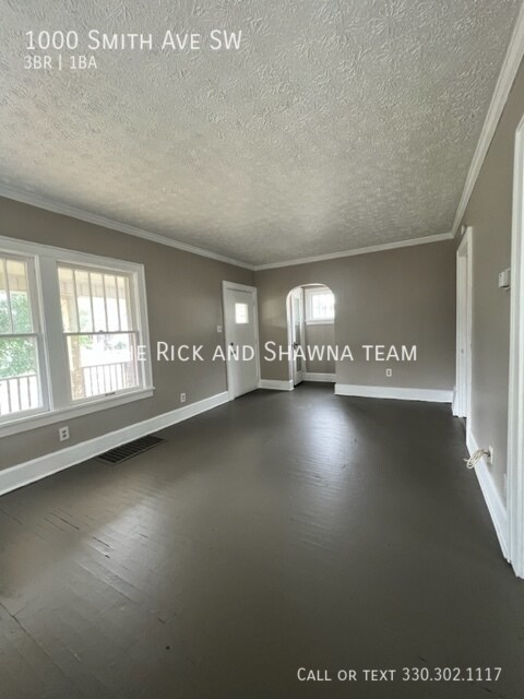 Building Photo - Three bedroom house for rent - Canton SW