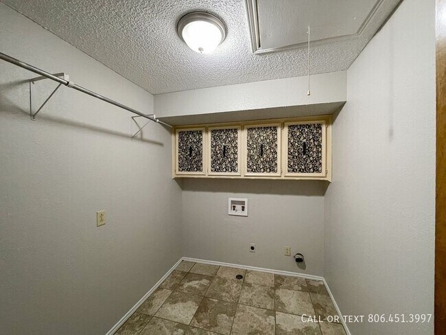 Building Photo - 4432 80th St