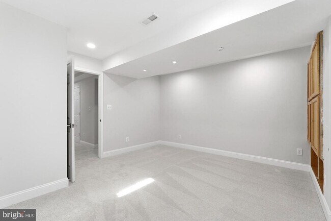 Building Photo - 19925 Interlachen Cir