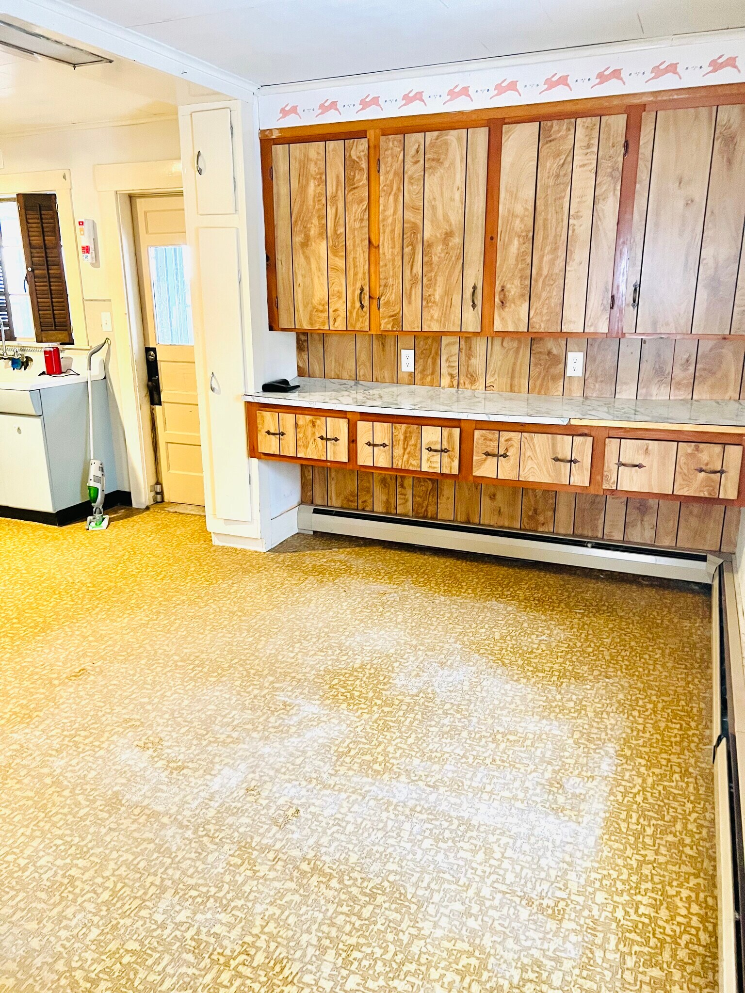 Dining room - 10 Chandler St