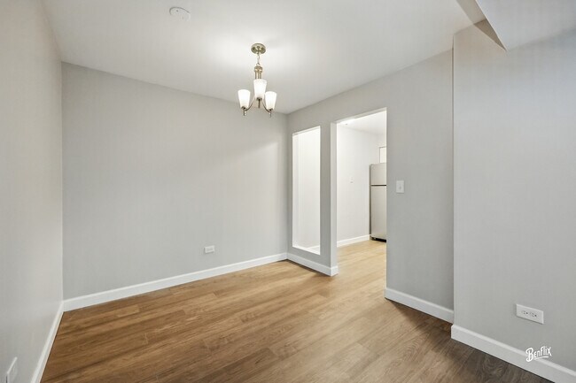 Building Photo - 5500 Carriage Way Dr