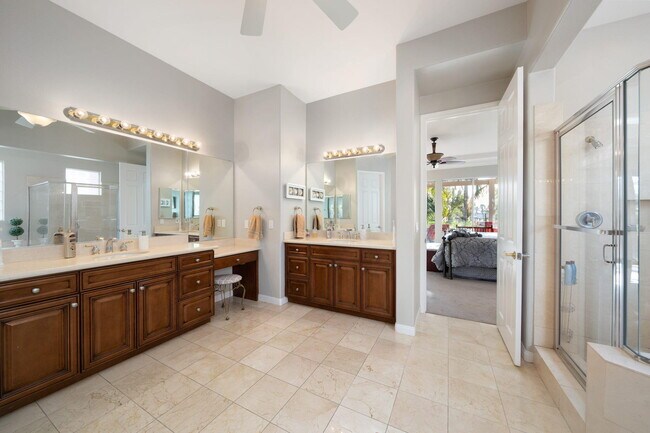 Building Photo - 60602 Juniper Ln