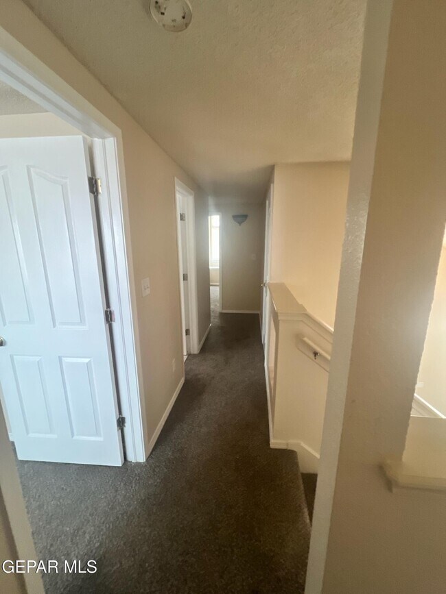Building Photo - 12625 Tierra Tigre Ave