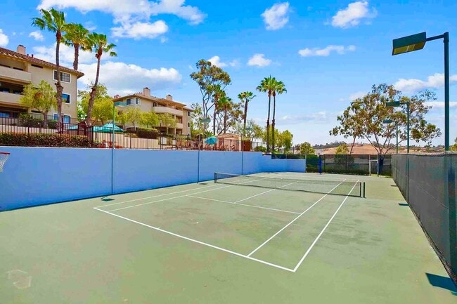 Building Photo - Beautifully Remodeled and Updated Upstairs Condo Unit in the Private & Gated Vista Way Village Co...