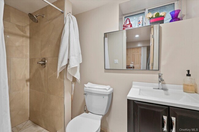 Building Photo - 525 S Harbor Rd