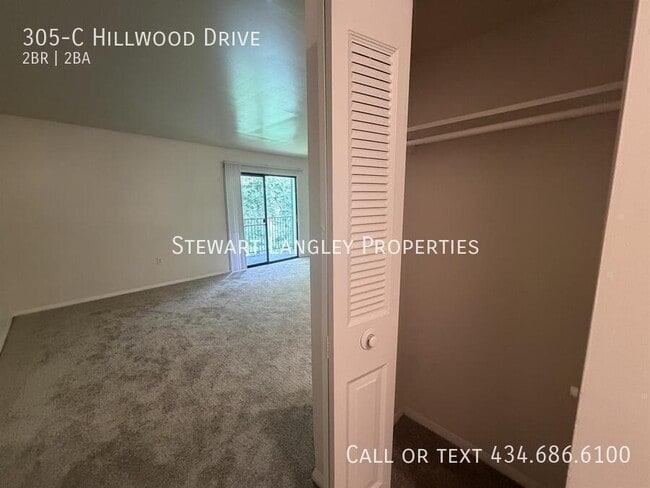 Building Photo - 305 Hillwood Dr