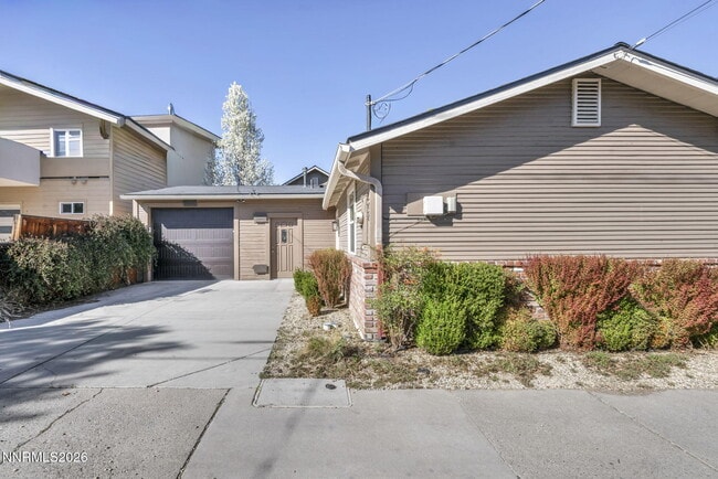 Building Photo - 58 Caliente St