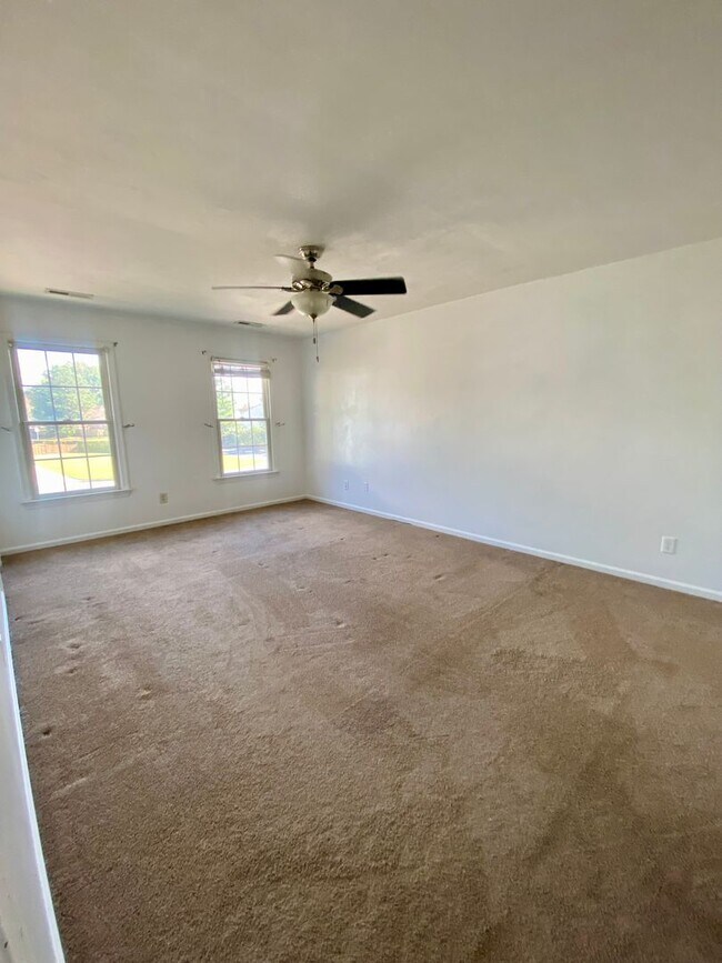 Building Photo - Wesleyan Pines