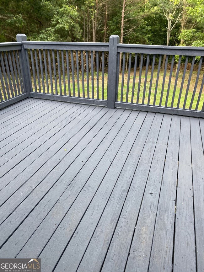 Building Photo - 164 Glenn Carrie Rd