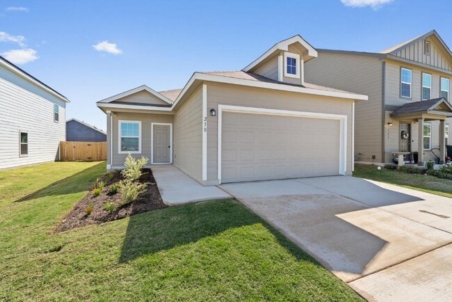 Building Photo - 230 Gabbro Gdns