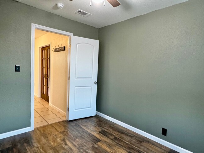 Building Photo - 6349 FL-189