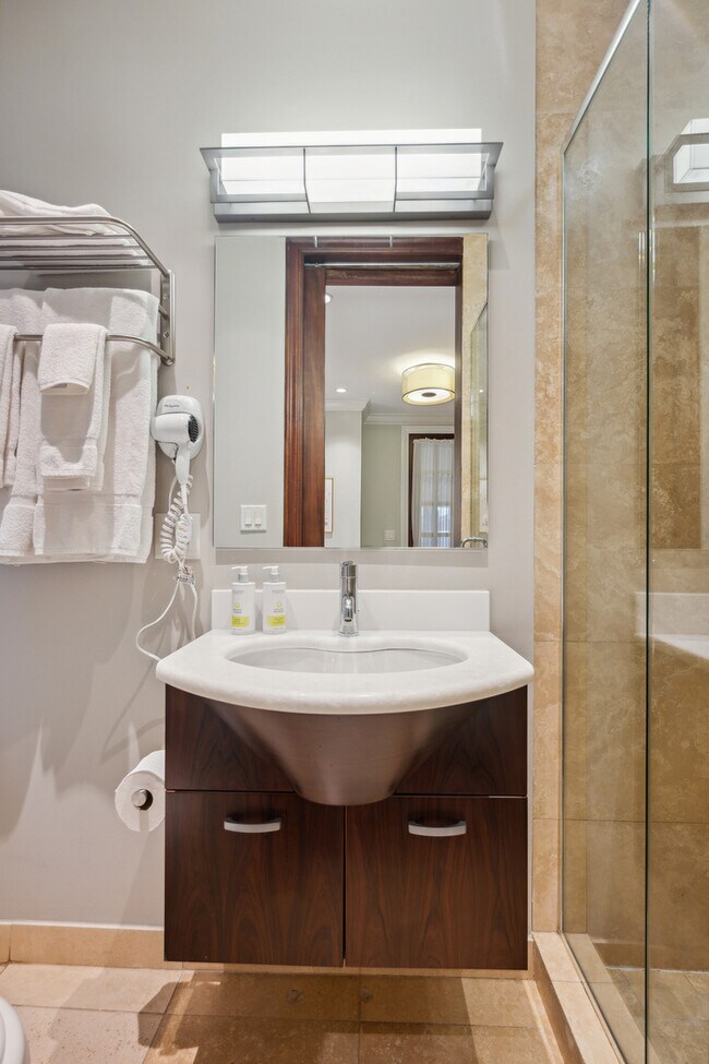 Building Photo - 70 E Walton St